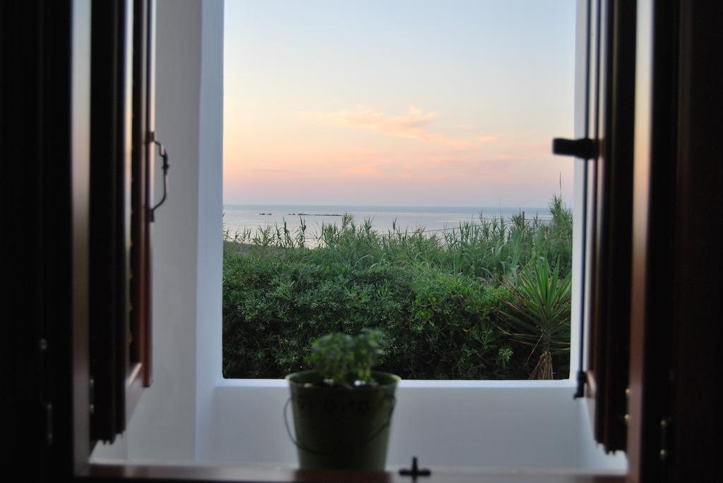 Ενοικιαζόμενα Διαμερίσματα Άρτεμις Skyros Room photo